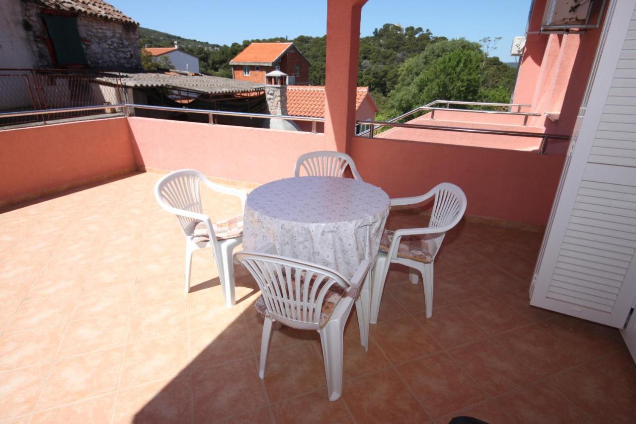 Apartments With A Parking Space Tkon, Pasman - 6216 Exterior photo